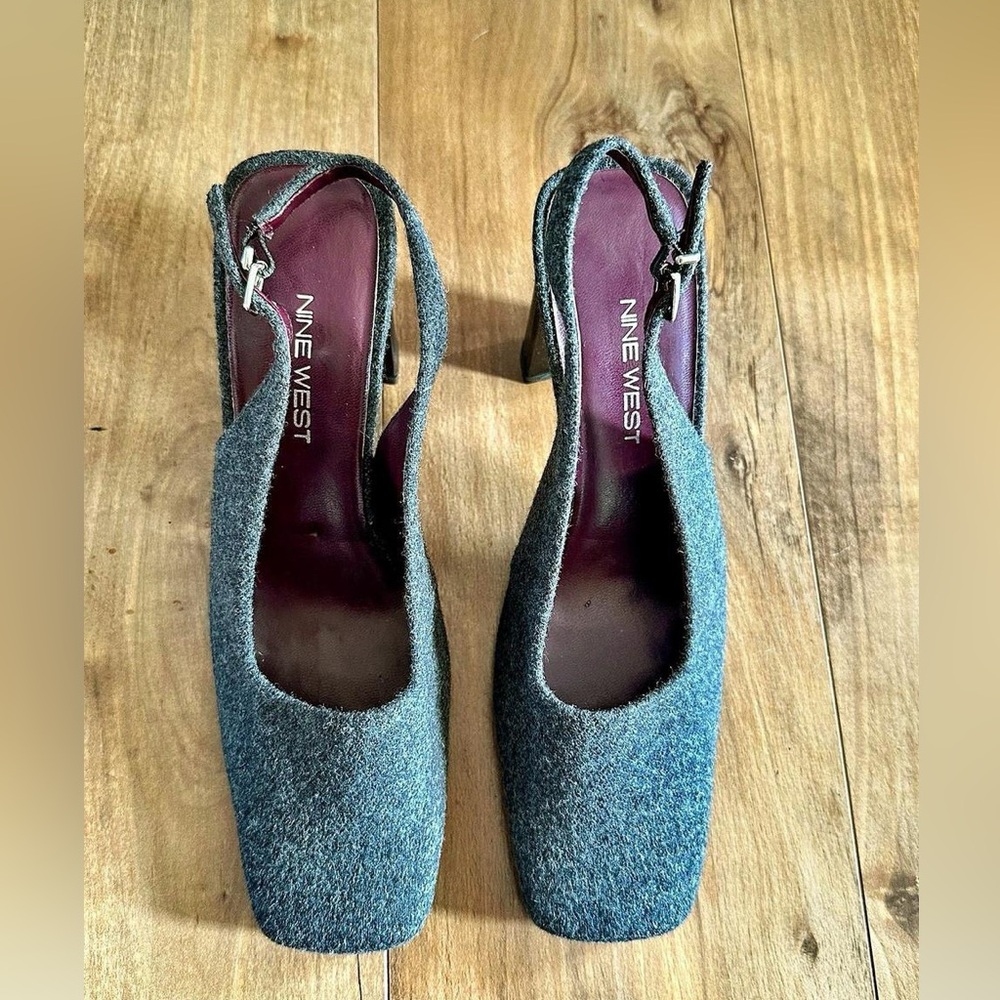 SOLD Nine West Gray Fabric Slingback Pumps with Purple Insole